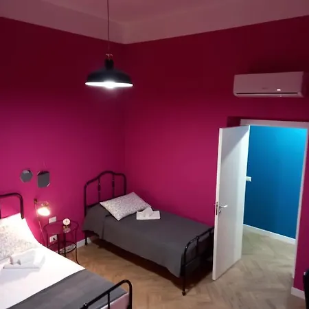 Bed and breakfast Stella Scugnizza 3*