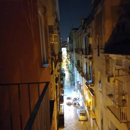 Bed and breakfast Stella Scugnizza 3*