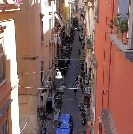Stella Scugnizza Νάπολη