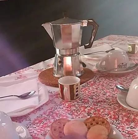Stella Scugnizza Bed and Breakfast Νάπολη